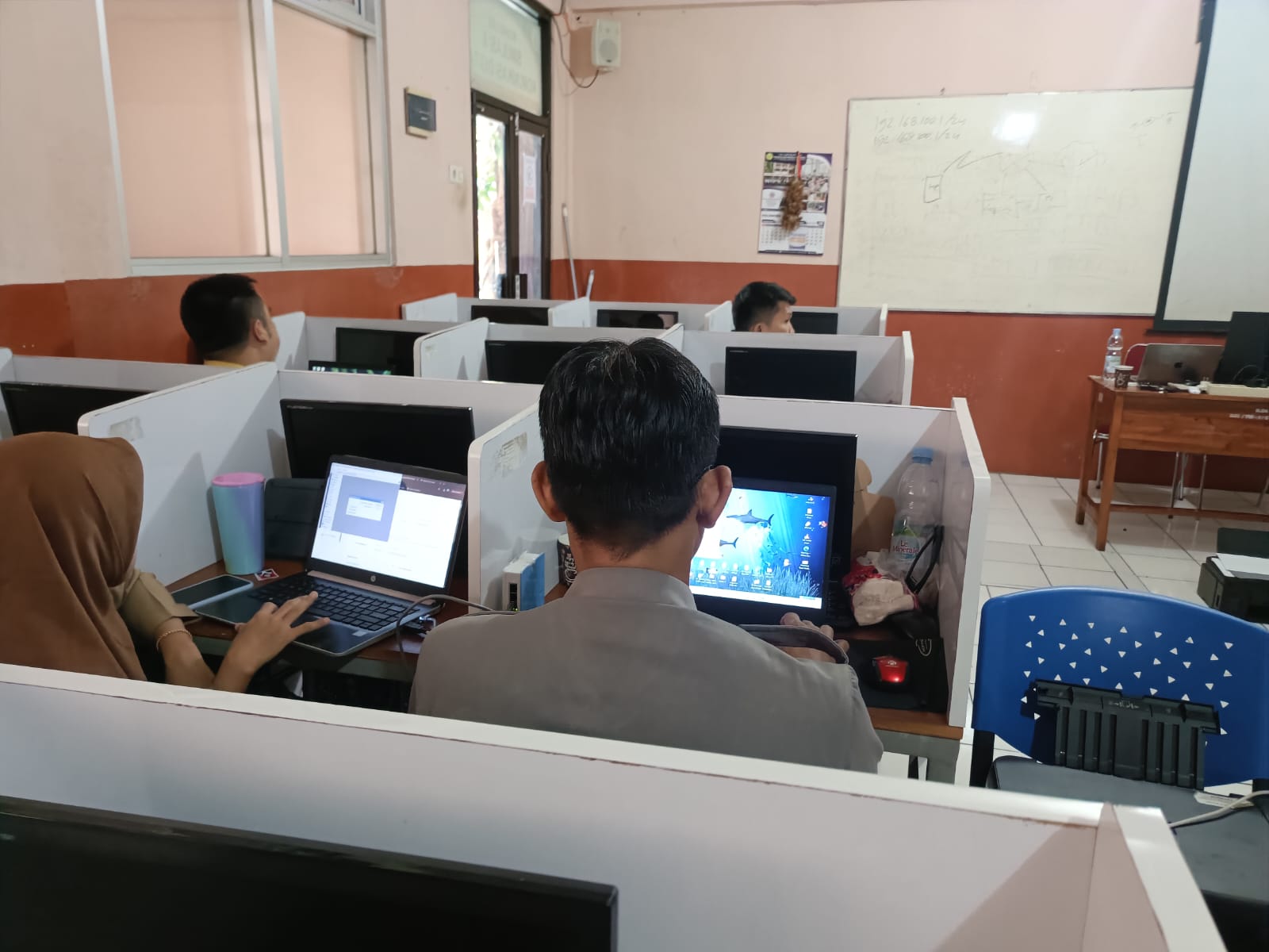 Uji Sertifikasi BNSP Network Administrator SMK Dinamika Pembangunan