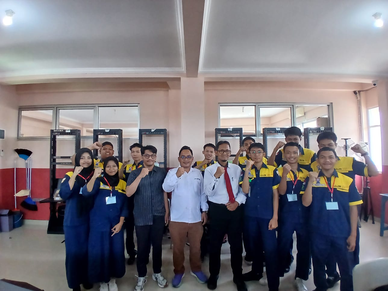 Sertifikasi BNSP Untuk Siswa SMK Dinamika Pembangunan I Network Administrator Senin 26 Januari 2026